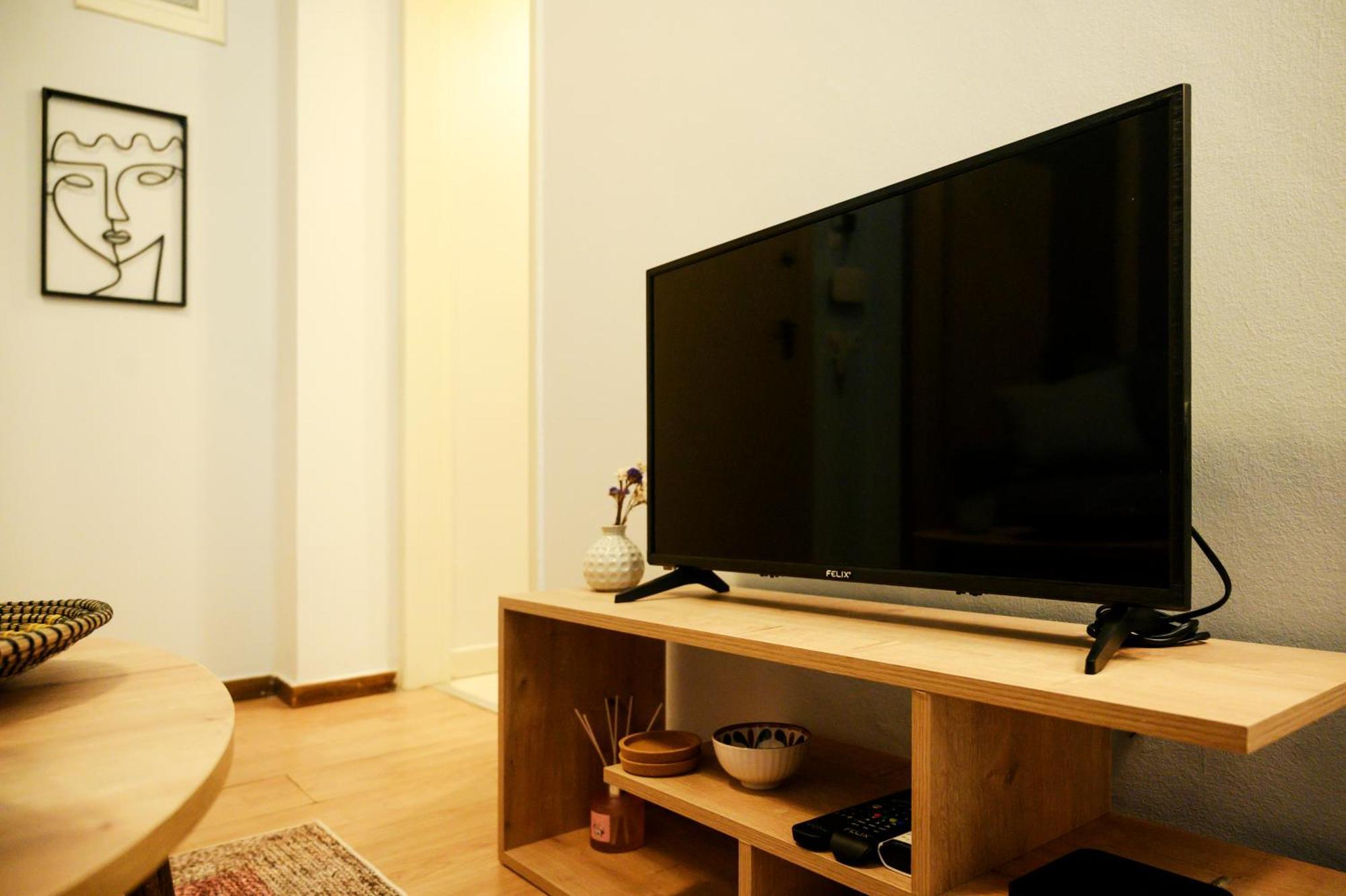 Modern Downtown Flat By Golden H&R Apartman Szaloniki Kültér fotó