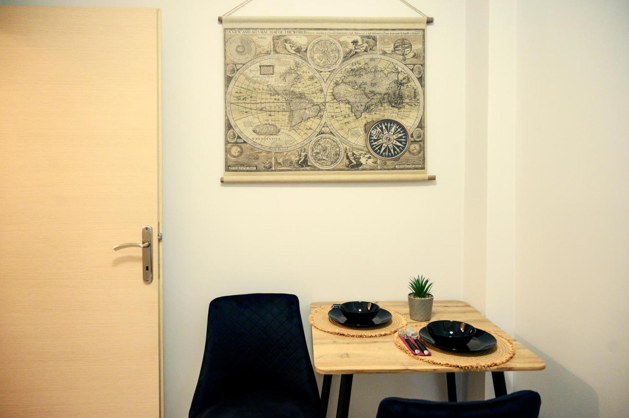 Modern Downtown Flat By Golden H&R Apartman Szaloniki Kültér fotó